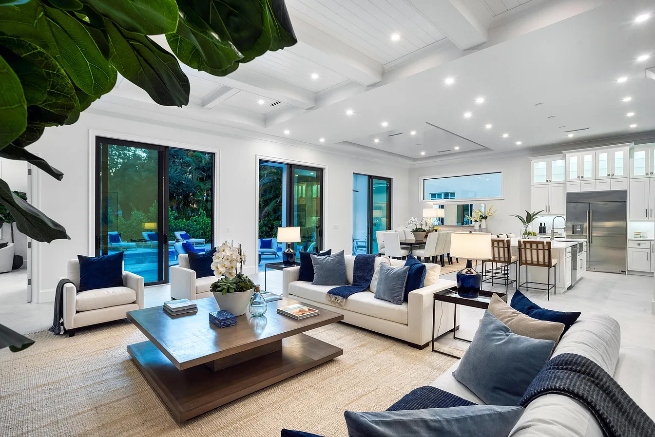 Open living spaces from the Avi Davi gallery